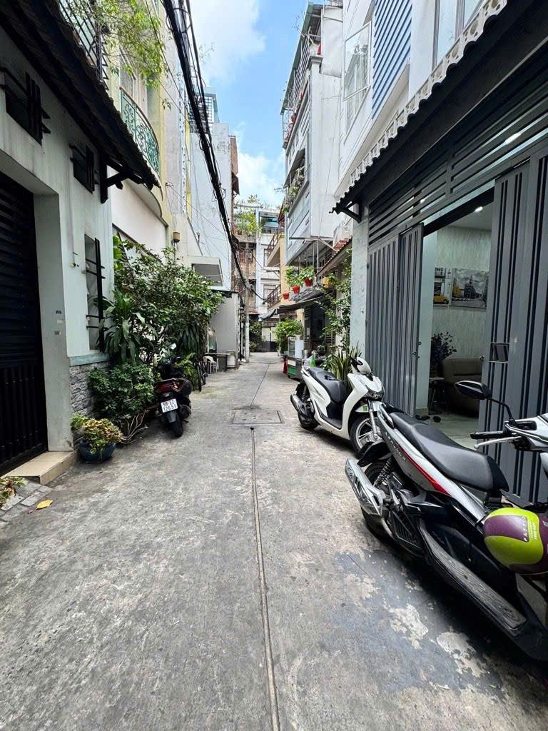 NHÀ ĐẸP – TRƯỜNG SA – GẦN LÊ VĂN SỸ – HUỲNH VĂN BÁNH – 35M² – 4 TẦNG – CHỈ 6.6 TỶ