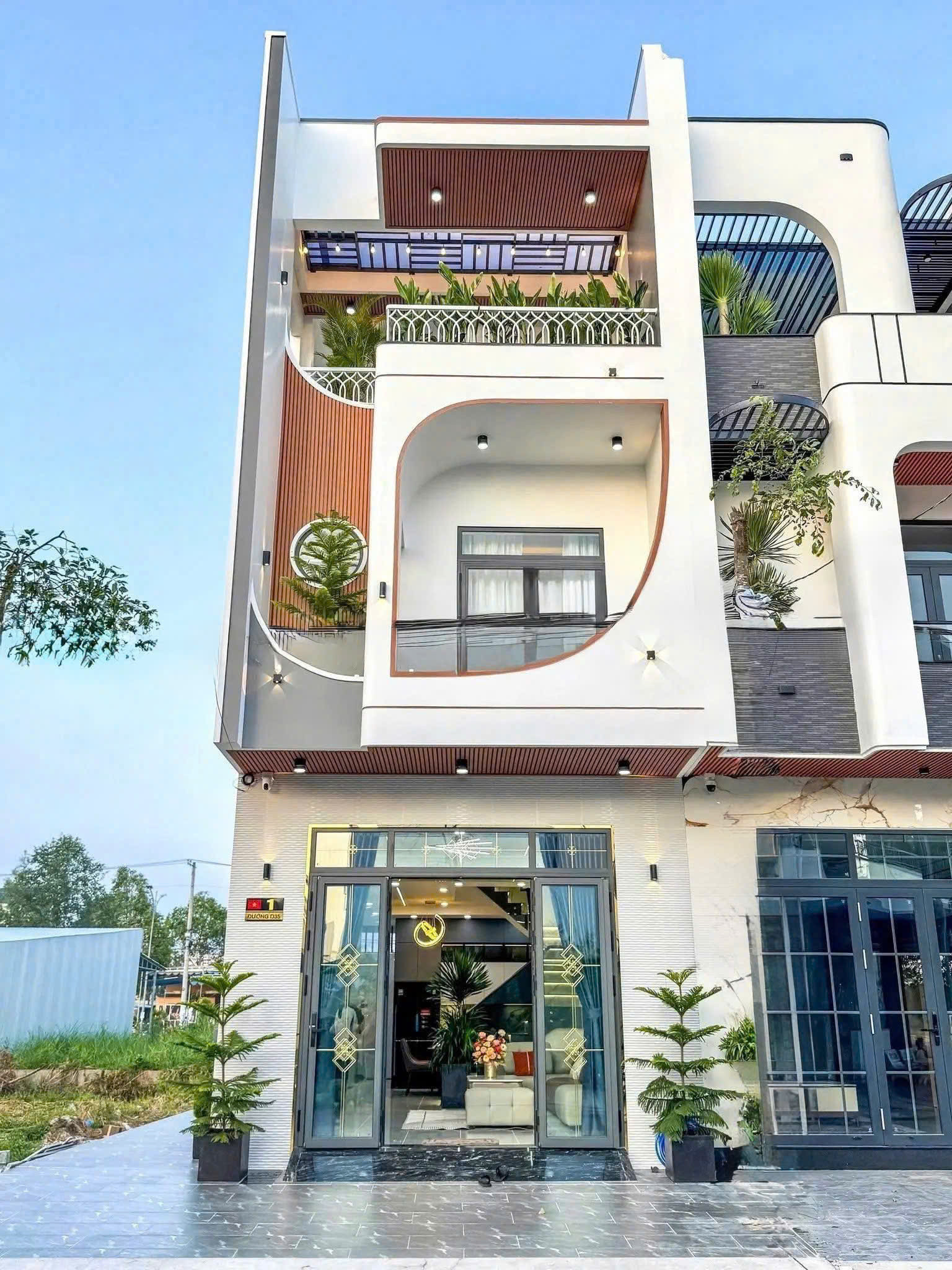 Bán Gấp 2 căn Nhà phố liền kề .1/ Ngắn Hẻm 9m Đường Trương Thị Hoa ( TTH 07 ), Phường Tân Thới Hiệp.Q12