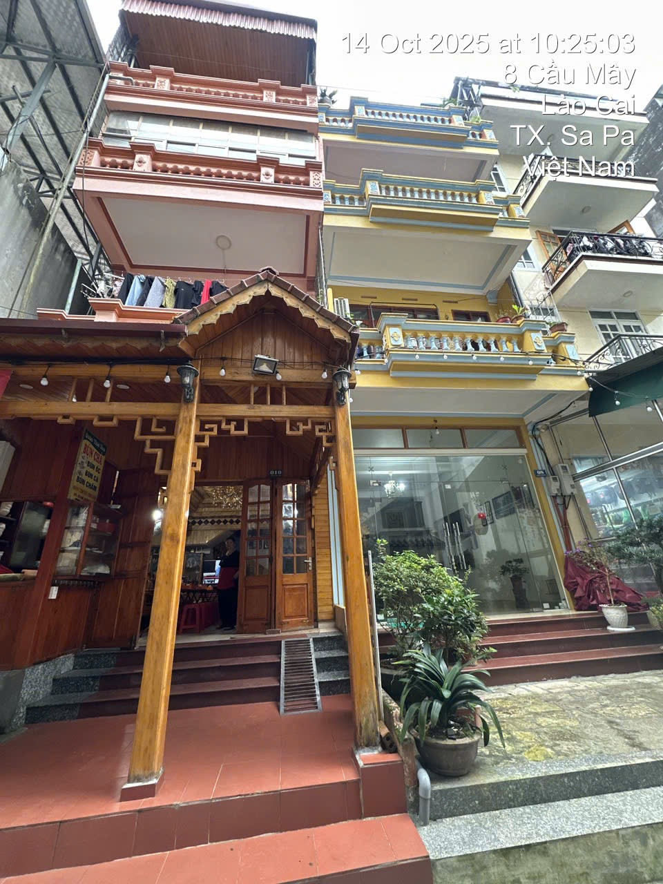 Bán nhà trung tâm thành cổ sapa DT 110m2 giá 30tỷ