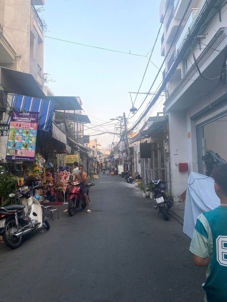 BÁN NHÀ 4 TẦNG – ĐƯỜNG XE TẢI – ÚT TỊCH, HOÀNG VIỆT, NGUYỄN ĐÌNH KHƠI – TÂN BÌNH – 13.2 TỶ