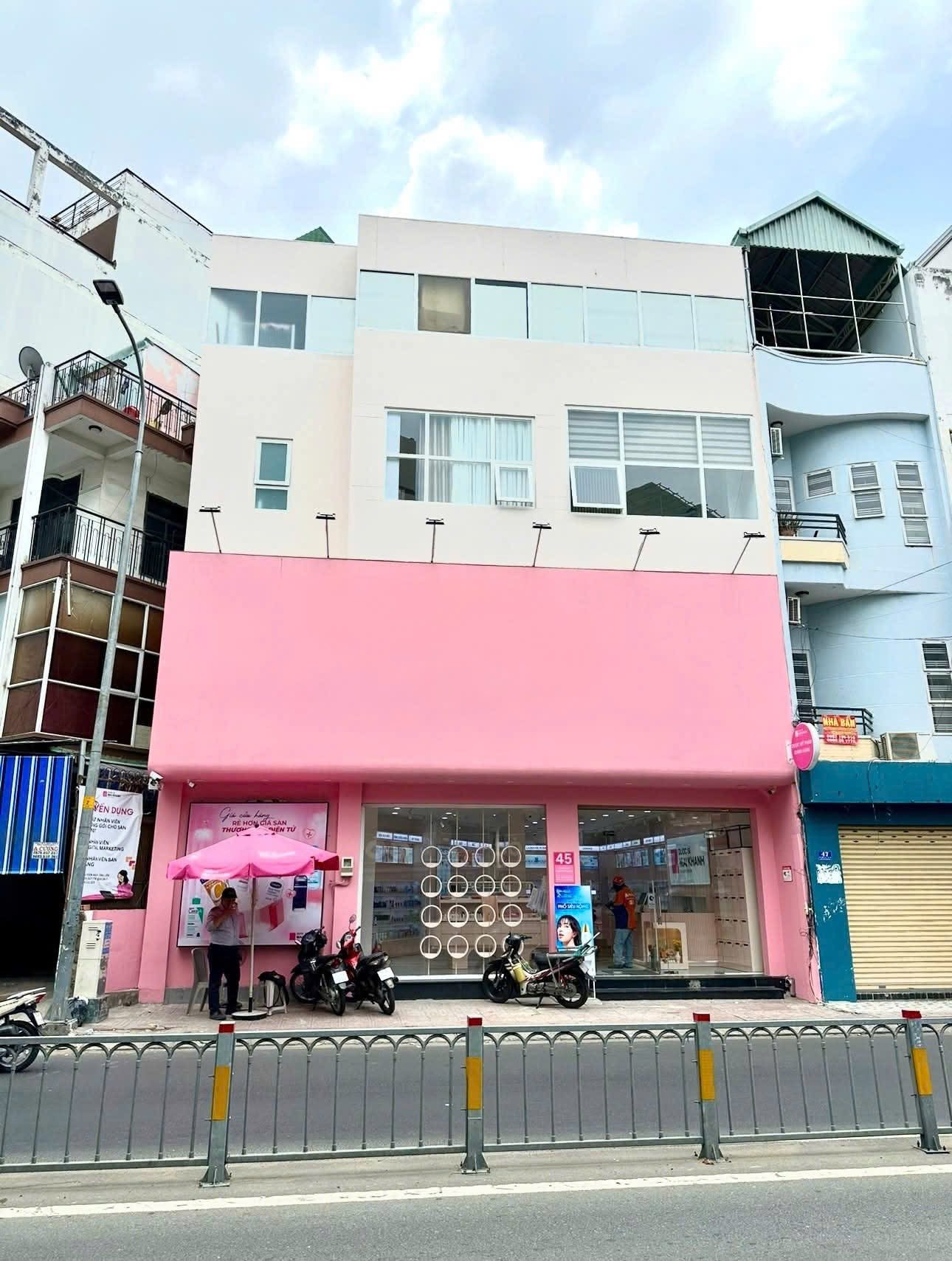 Bán nhà 92,1m² full thổ cư ngang 11.5m giá 24.5 tỷ tại đường Út Tịch Phường Tân Sơn Nhất
