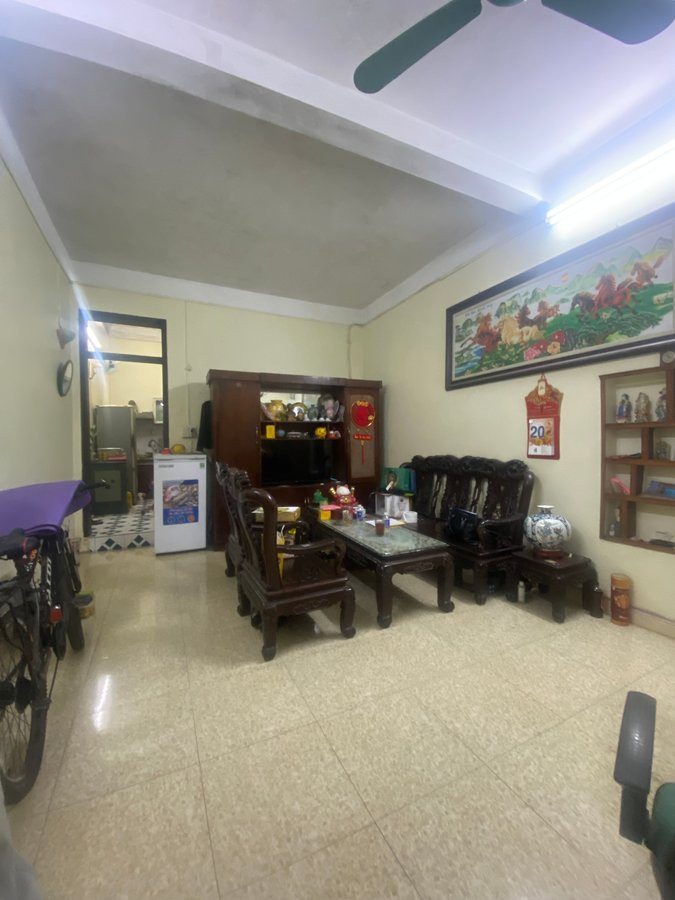 Bán Nhà riêng 50m² thổ cư 50m² giá 17 tỷ tại Đường Văn Cao Phường Liễu Giai Quận Ba Đình Hà Nội
