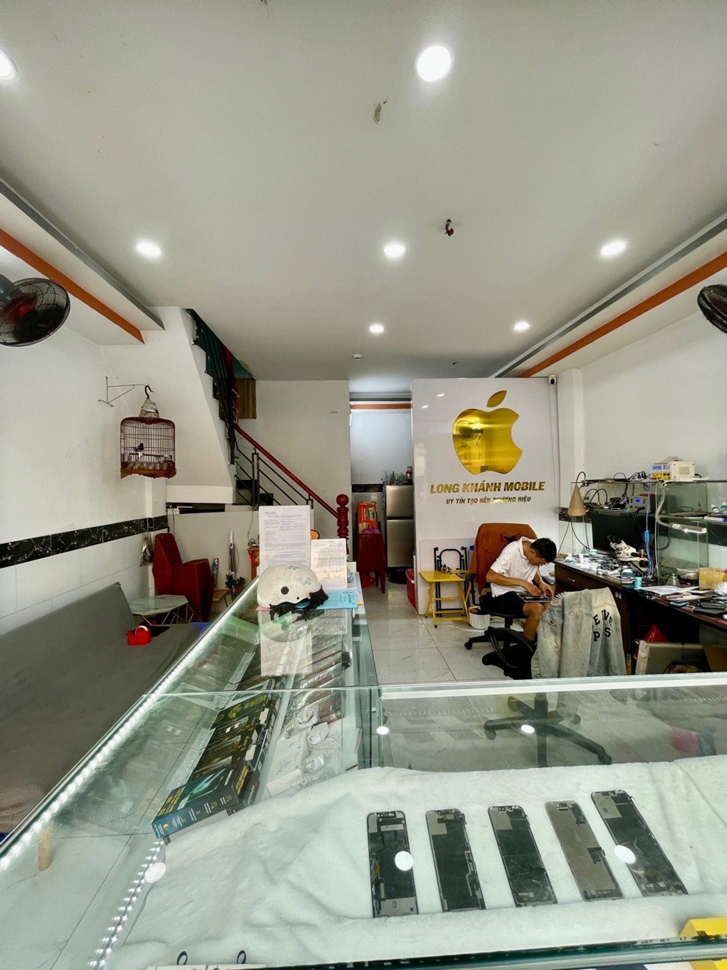 MẶT TIỀN KINH DOANH ĐỈNH TRỤC VĂN CAO - VƯỜN LÀI - NGANG KHỦNG HƠN 5M - DOANH THU SẴN CÓ