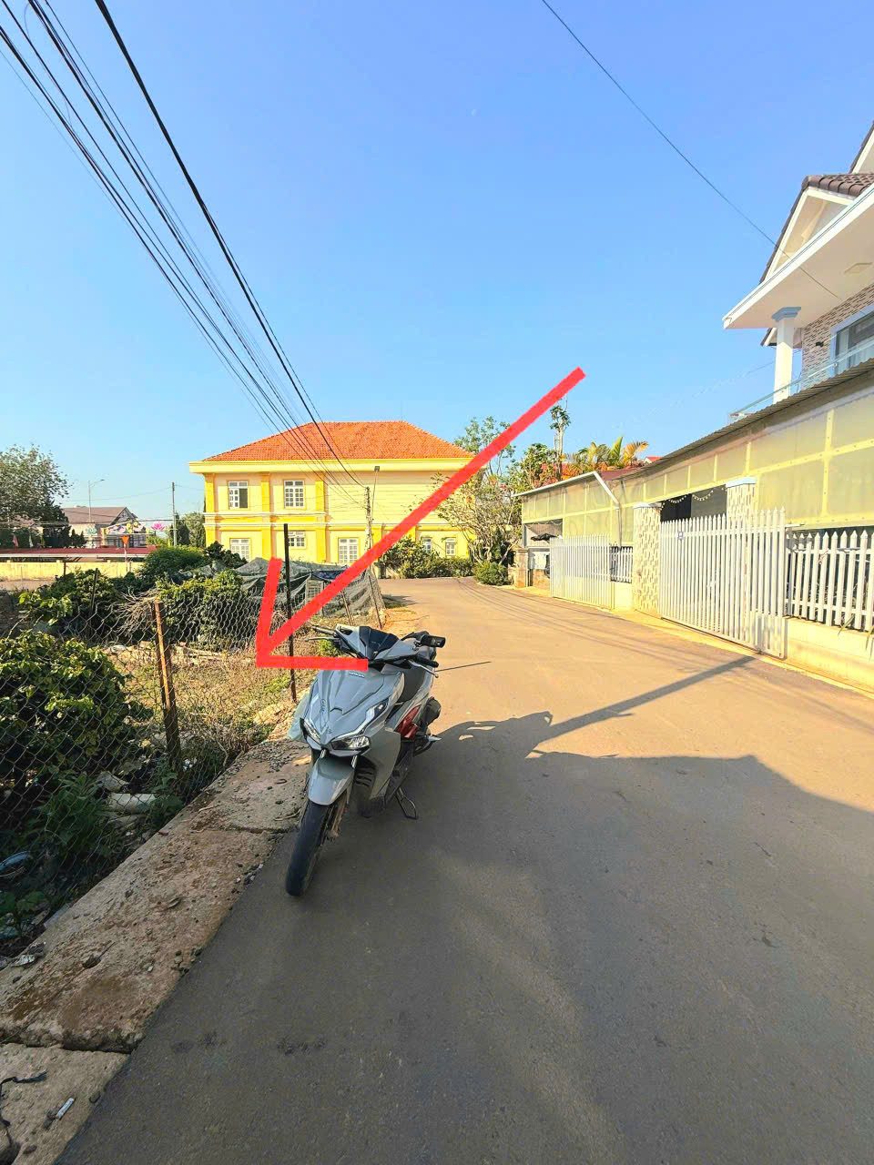 Bán đất 2 mặt tiền kinh doanh khu dân cư thị trấn Lạc Dương, ra KDL Langbiang 700m