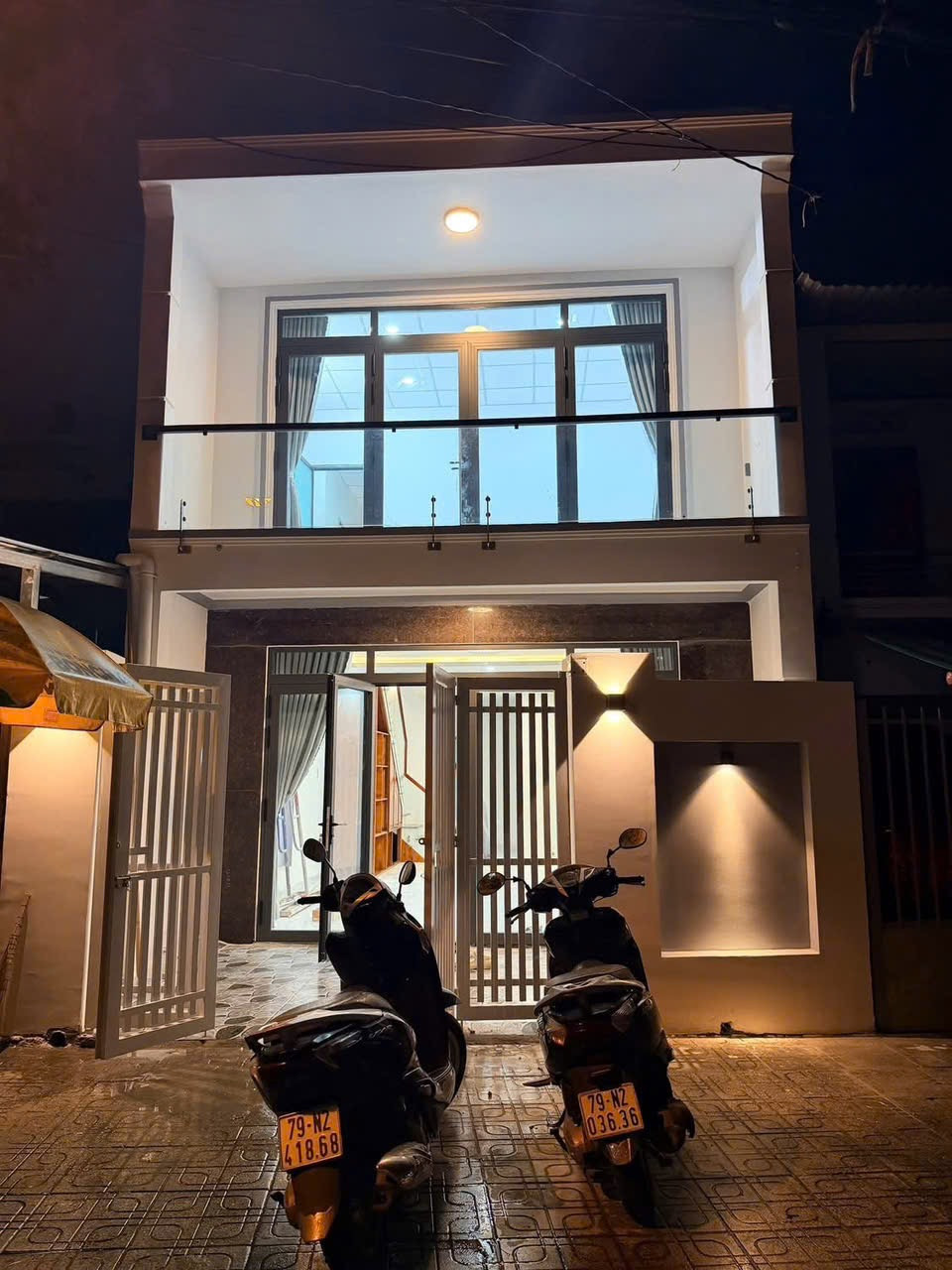 BÁN NHÀ ĐẸP 2 TẦNG KHU CHỢ ĐẦM ĐƯỜNG VẠN HOÀ