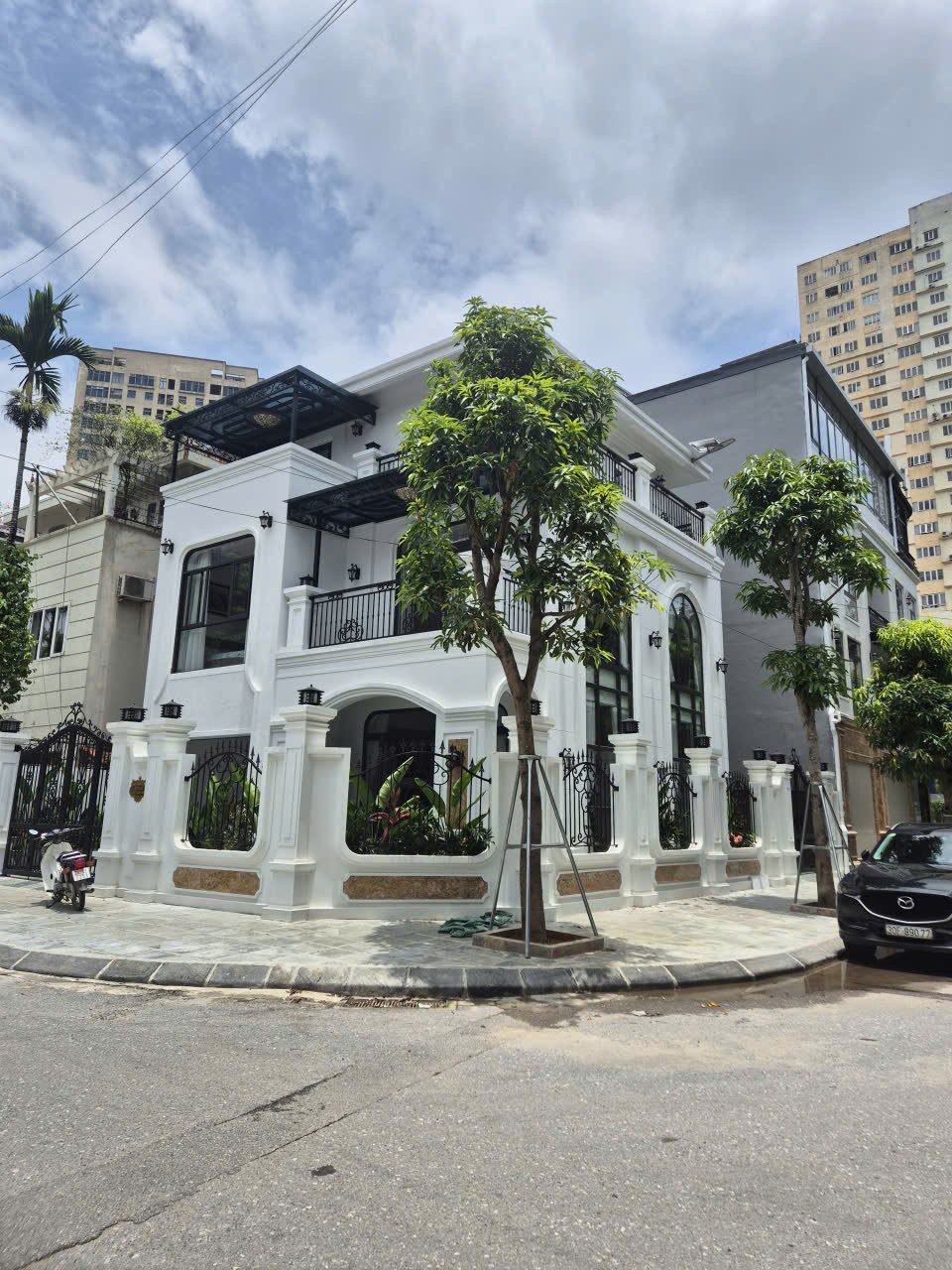 Bán Nhà riêng 181m2 có sẵn 181 m2 thổ cư giá 49.6 tỷ tại Đường Văn Khê Phường La Khê Quận Hà Đông Hà Nội