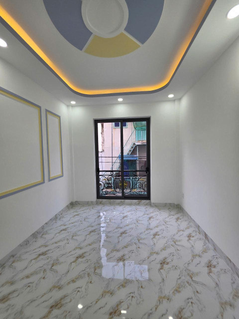 Nhà mới 2MT 3 tầng HXH sàn 154m2, Nở hậu – Vạn Kiếp BT