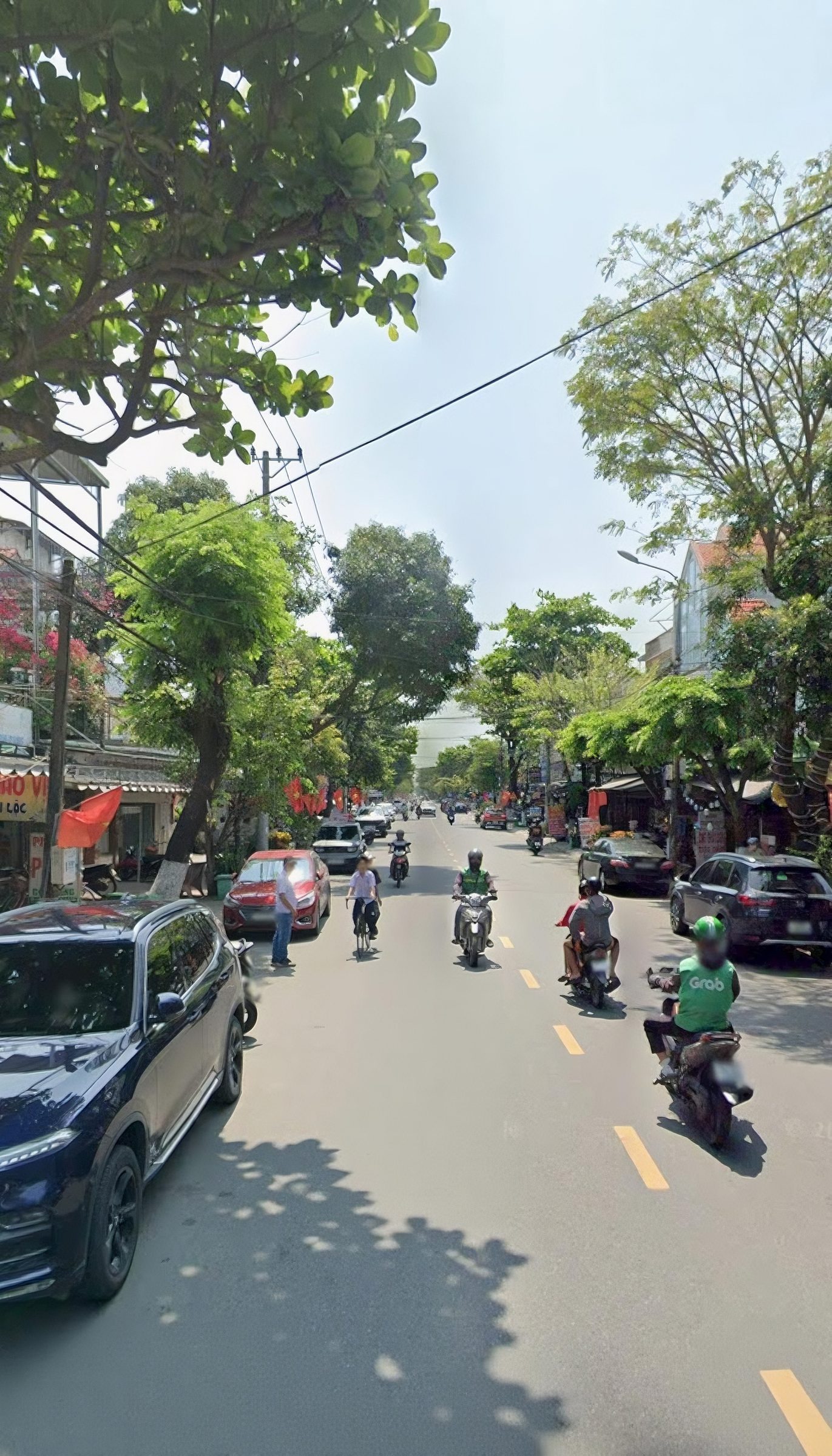 Hiếm. Sát đường Mẹ Thứ, Mặt tiền đường Văn Tiến Dũng, Hòa Xuân, Đà Nẵng. Khu vực buôn bán, kinh doanh sầm uất nhất hiện nay.