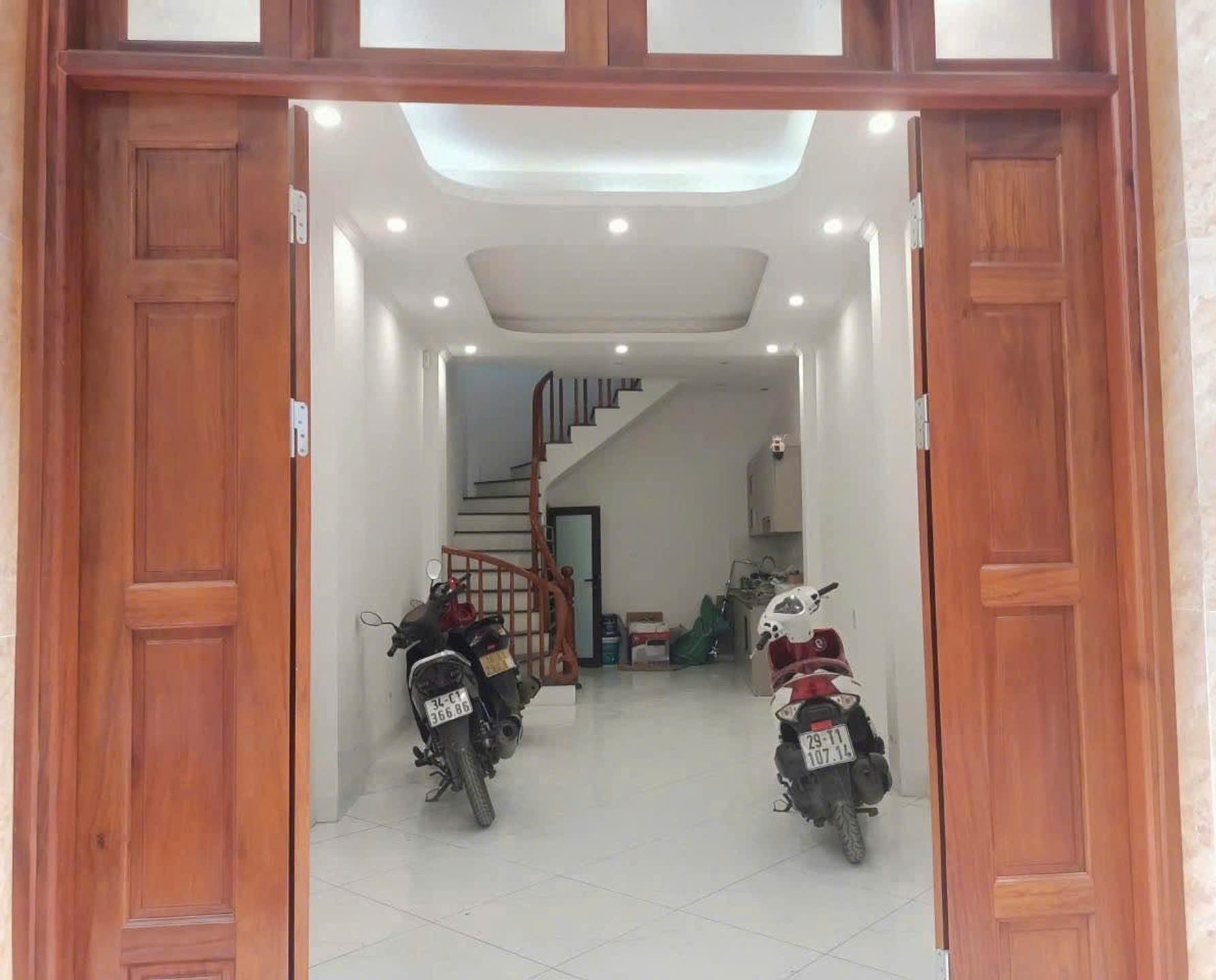 Nhà Đẹp Văn Trì 35m 5 tầng - Quy Hoạch ổn Định - Như Mới 6ty95 Càng Ở Càng Phát