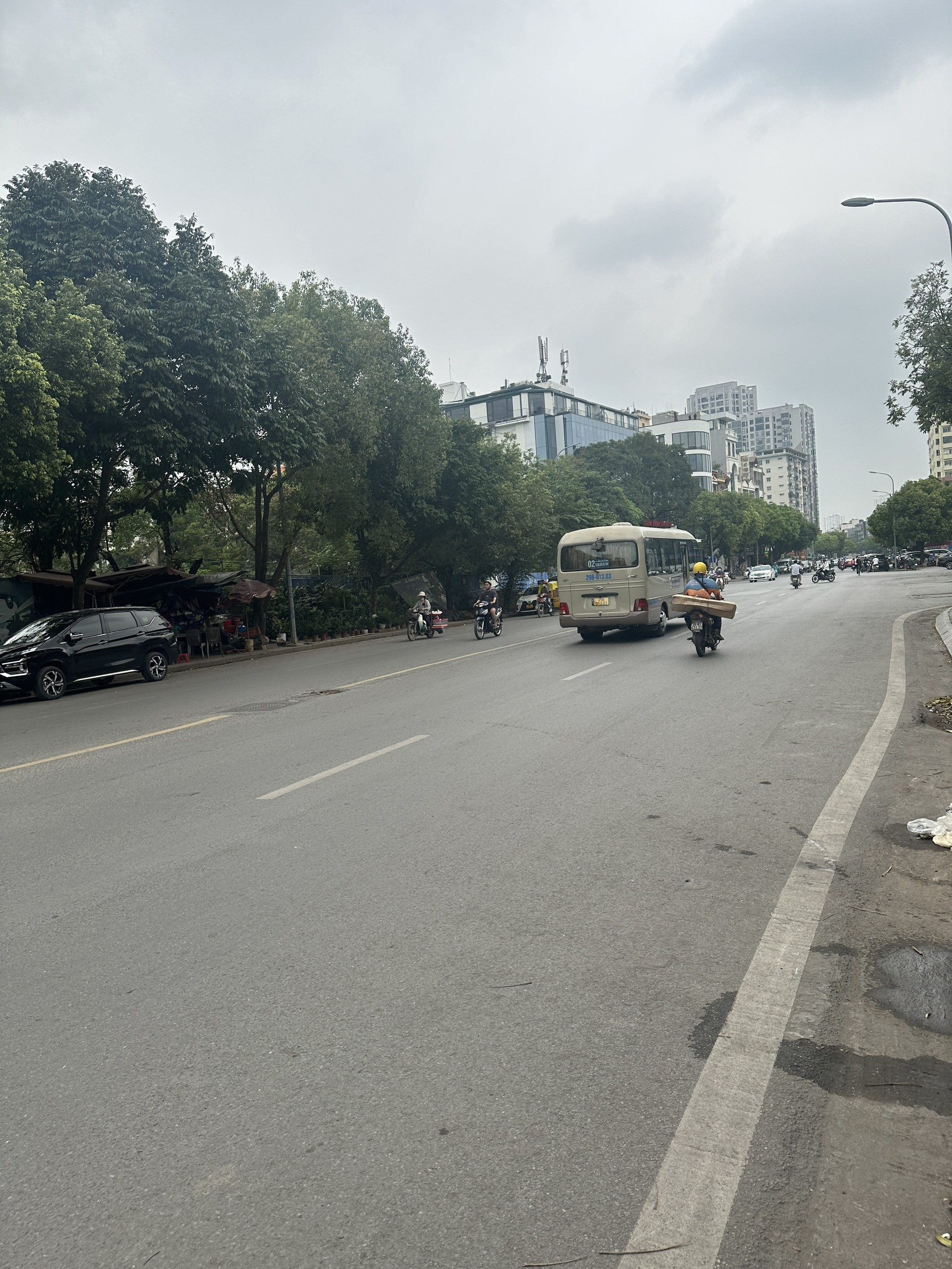 💥💥MẶT NGÕ - KINH DOANH - LÔ GÓC - Ô TÔ ĐỖ CỬA - VĂN TRÌ - 45M2X5T - 12 TỶ