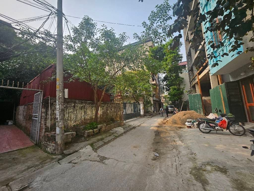 🎯💖💥🌲 Quận Uỷ Hoàng Mai 100 tỷ sở hữu đất Bùi Huy Bích 400m², mặt tiền 22m, vị trí đẹp Hoàng Mai