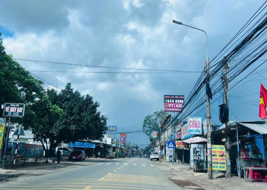 BÁN NHANH LÔ ĐẤT 2 MẶT TIỀN LIỀN KỀ VÀNH ĐAI 4