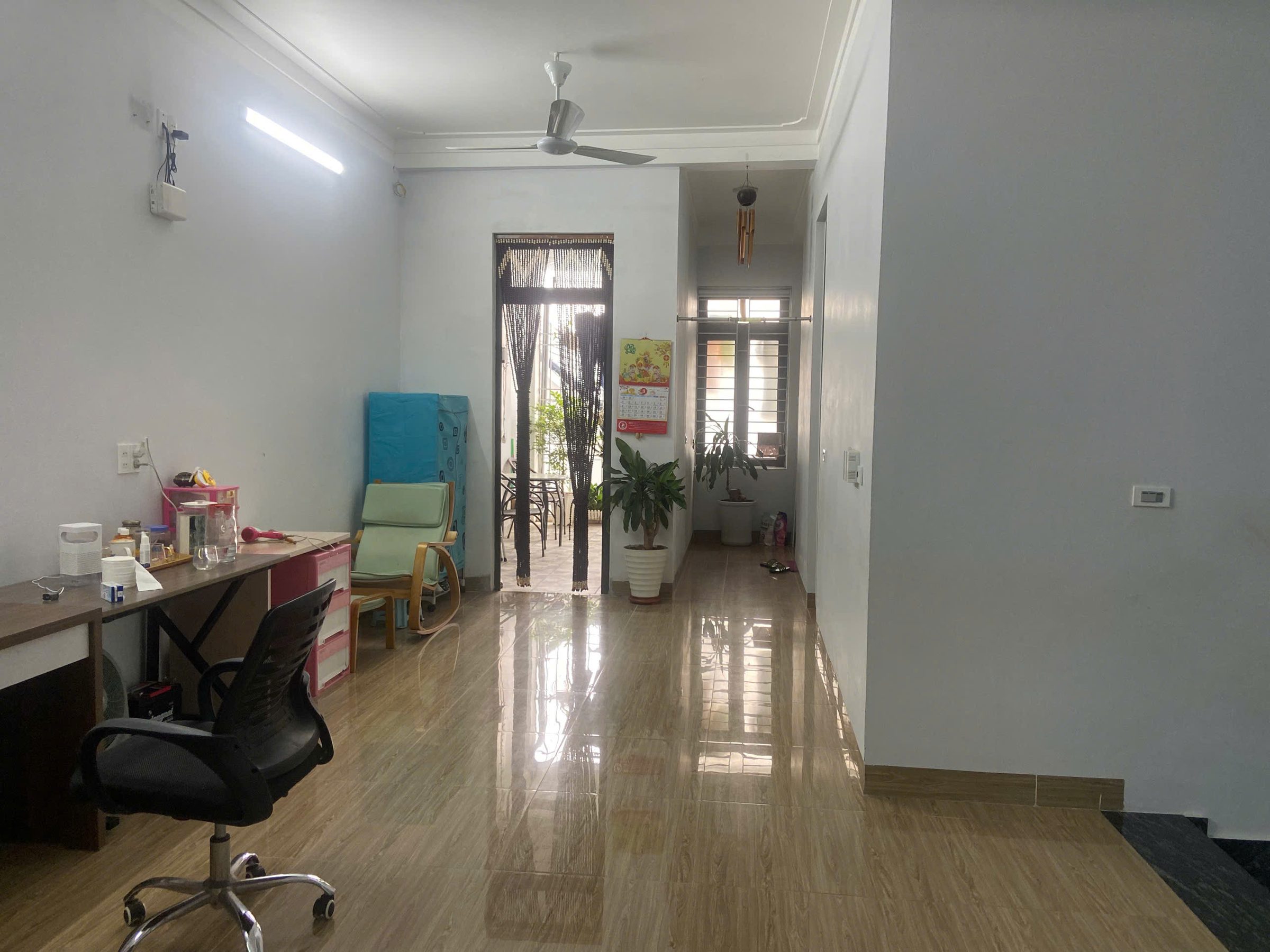Nhà 2 tầng 3 thoáng ngõ ô tô tránh ở Kim Hoa Mê Linh Hà Nội.