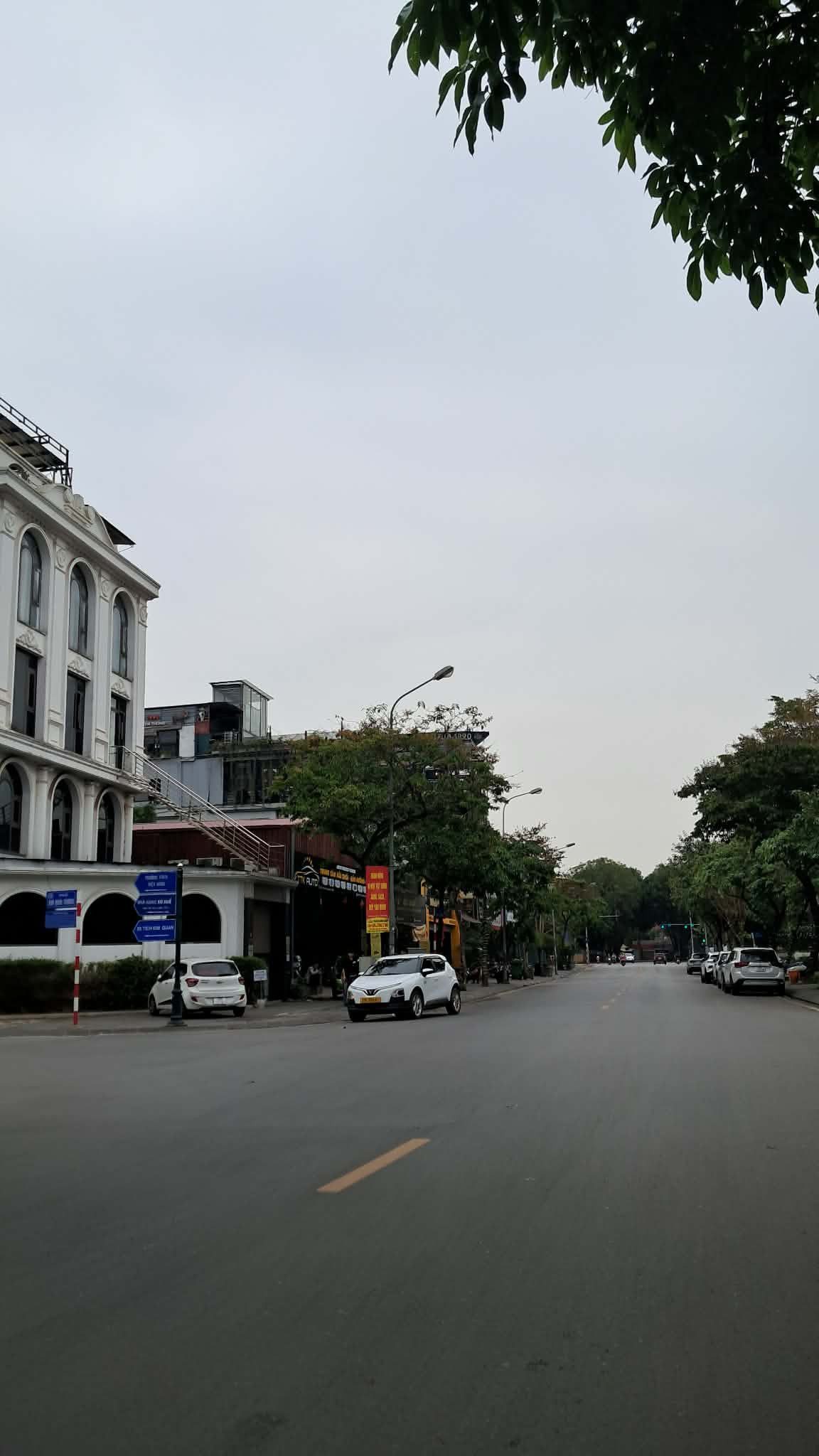 BÁN BIỆT THỰ VIỆT HƯNG 115M2- 4 TẦNG THÔ- AN SINH ĐỈNH CAO- 32 TỶ