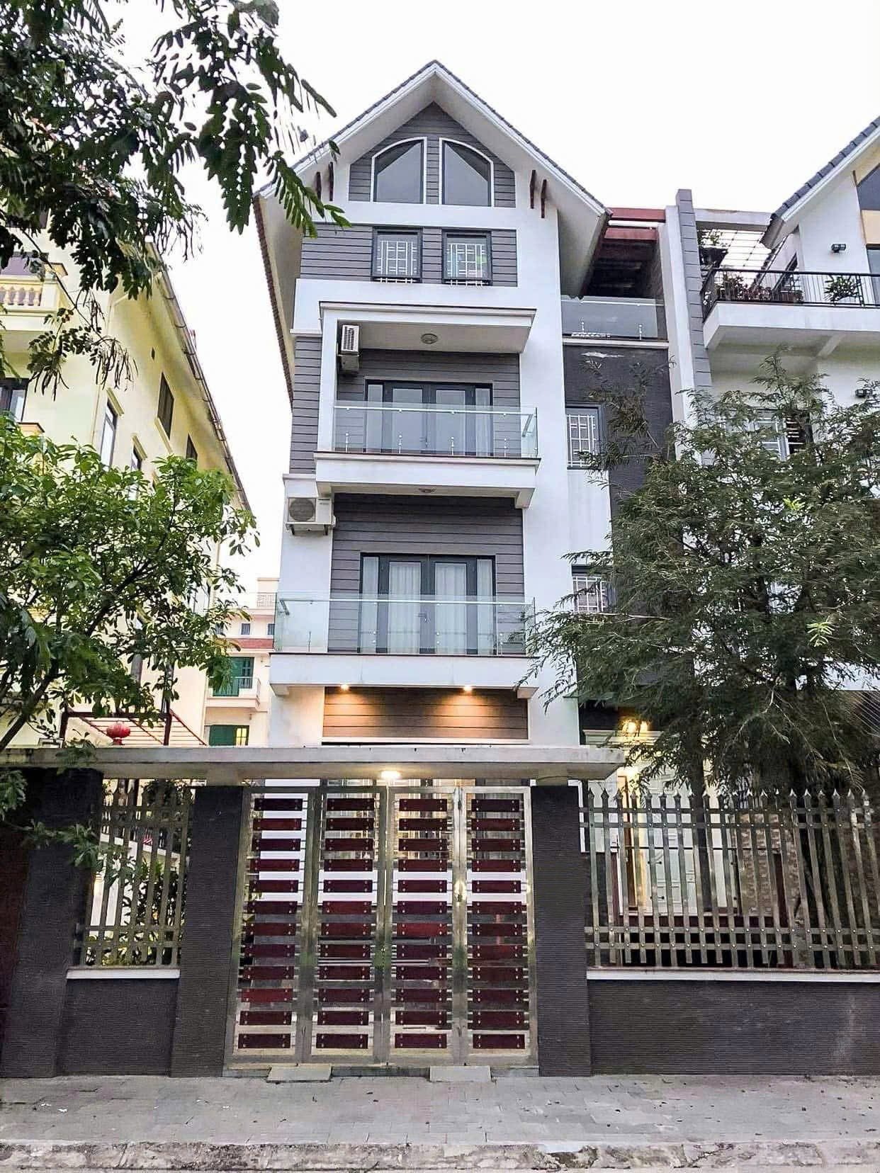 Cho thuê nhà Biệt thự View Hồ Vĩnh Hoàng 206m2x4 tầng, 38 triệu