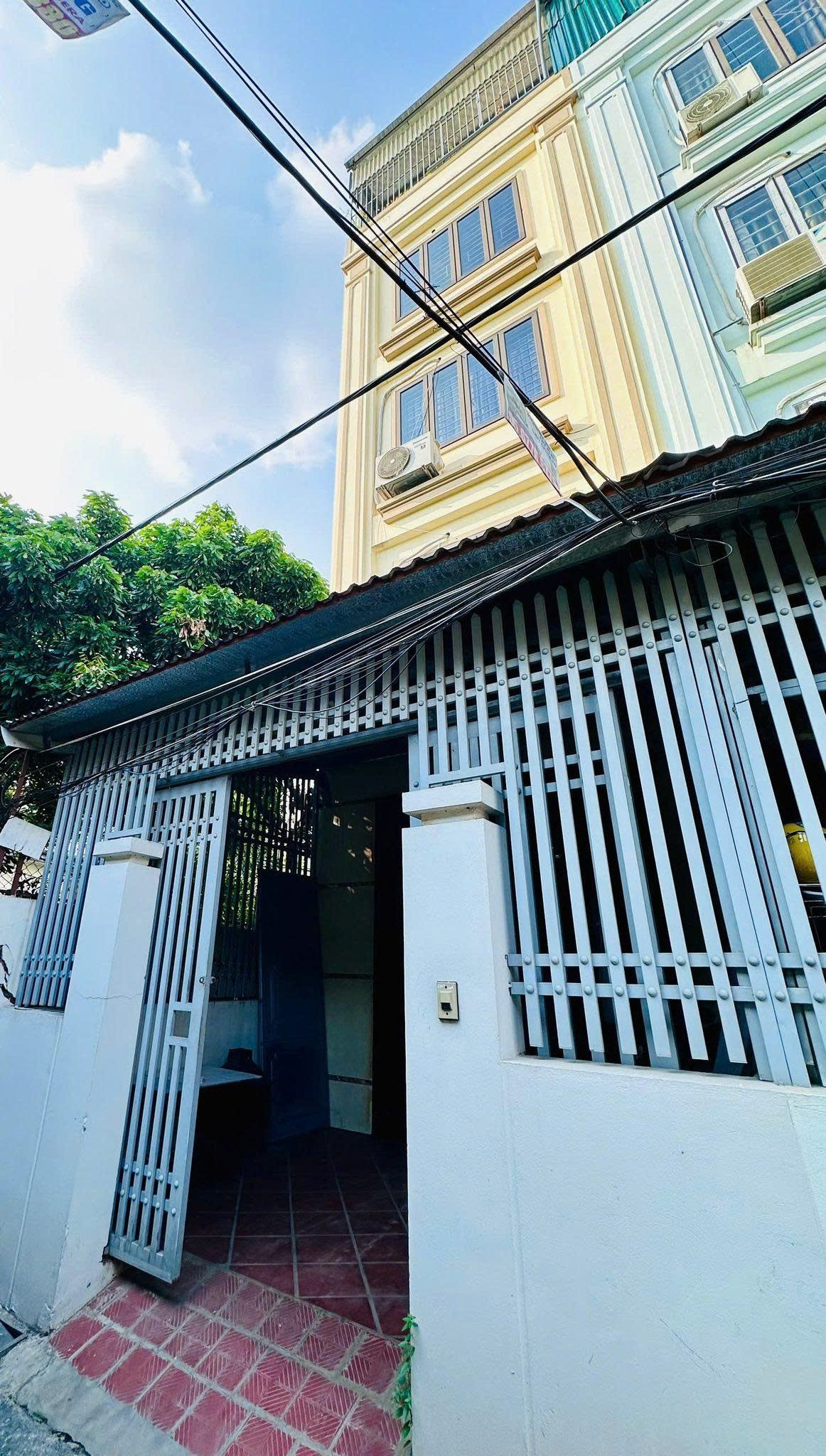 Cho Thuê Nhà Ngõ 200 Vĩnh Hưng - Hoàng Mai/ 42 M² 5 Tầng 3 Ngủ/ Giá Thuê 12tr