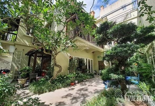 Biệt thự Vườn Đào tọa lạc tại Lạc Long Quân - Tây Hồ
