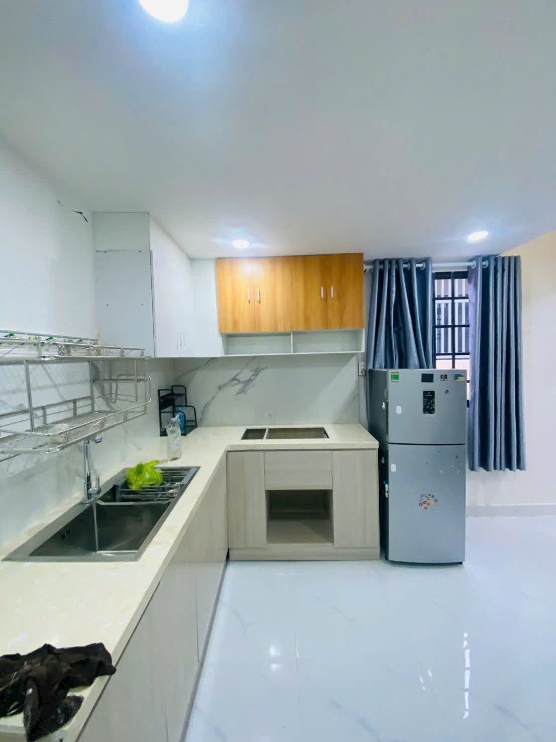 Bán nhà góc 2mt Đường xe tải. 
Đường 138. P tân phú . Giá tốt