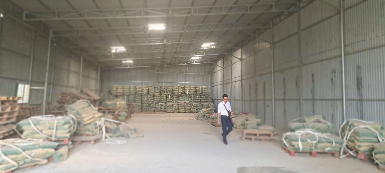 CHO THUÊ KHO, NHÀ  XƯỞNG DT 500M2 TẠI DIÊN TOÀN, NGAY TRỤC ĐƯỜNG VÕ NGUYÊN GIÁP VỀ NHA TRANG. LH 0935 964 828 - E Hiền