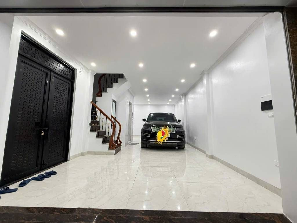 Tuyệt phẩm Võ Thị Sáu – 50m2 xây 6 tầng thang máy – View hồ lộng gió – Ô tô đỗ cửa ngày đêm – Khẳng định vị thế chủ nhân.