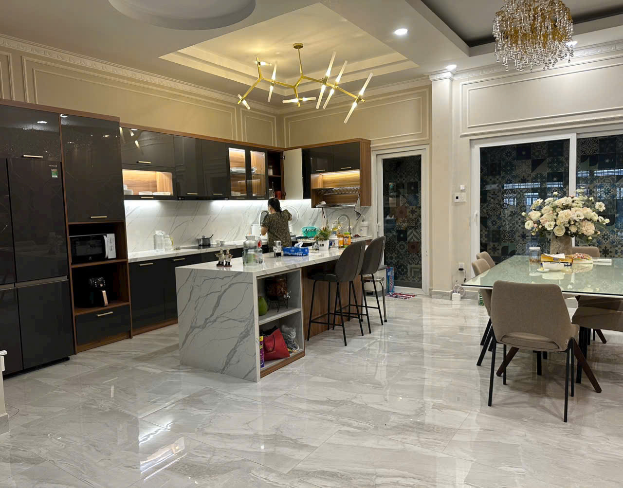 Bán gấp trước Tết nhà sổ hồng riêng Võ Thị Sáu, Tân Định Q1, 3 tầng + sân thượng thoáng mát