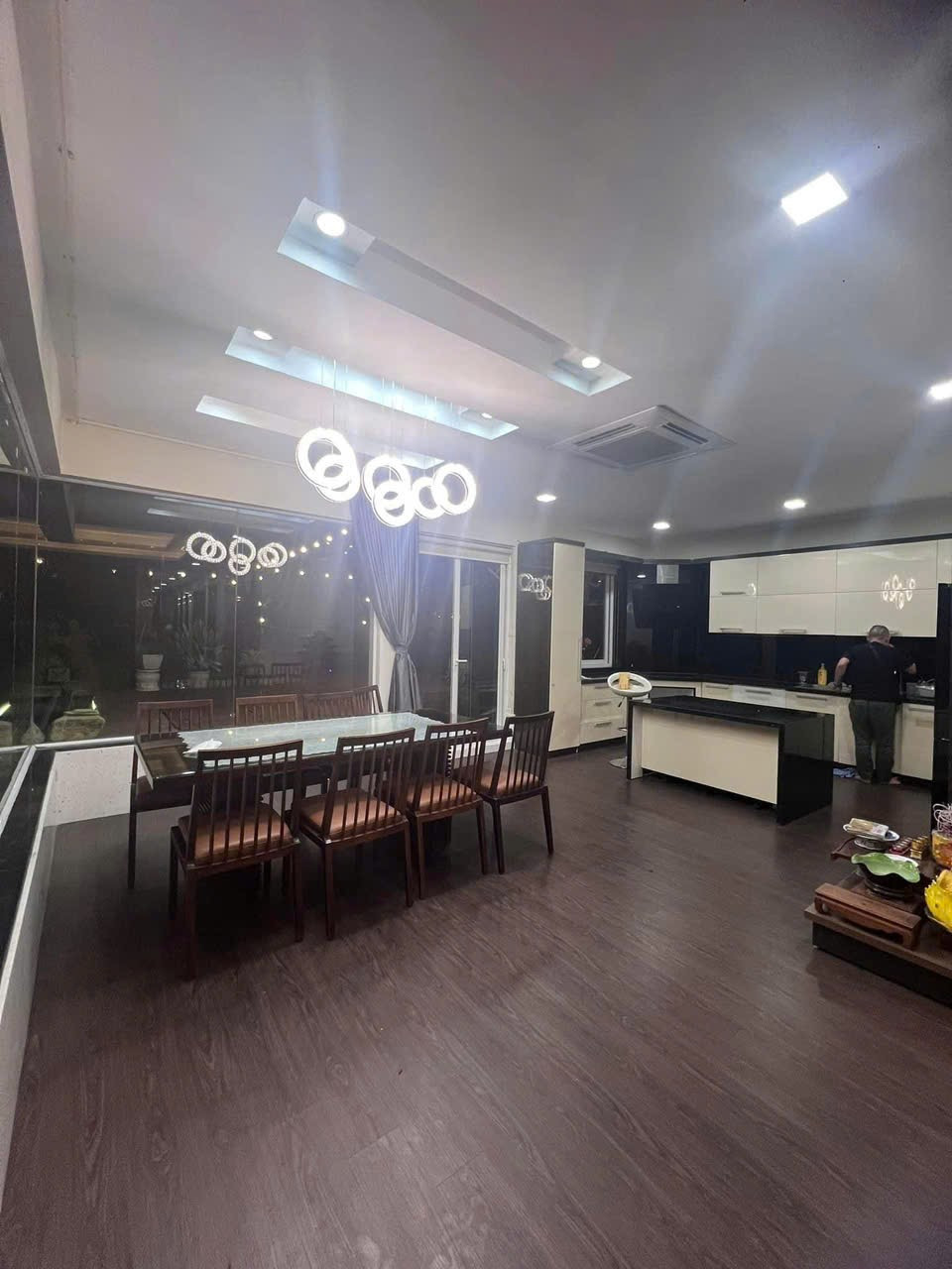 Cho Thuê Căn Hộ Penthouse 400M² - Ngõ 88 Võ Thị Sáu - Hai Bà Trưng/ Giá Thuê 40tr/th