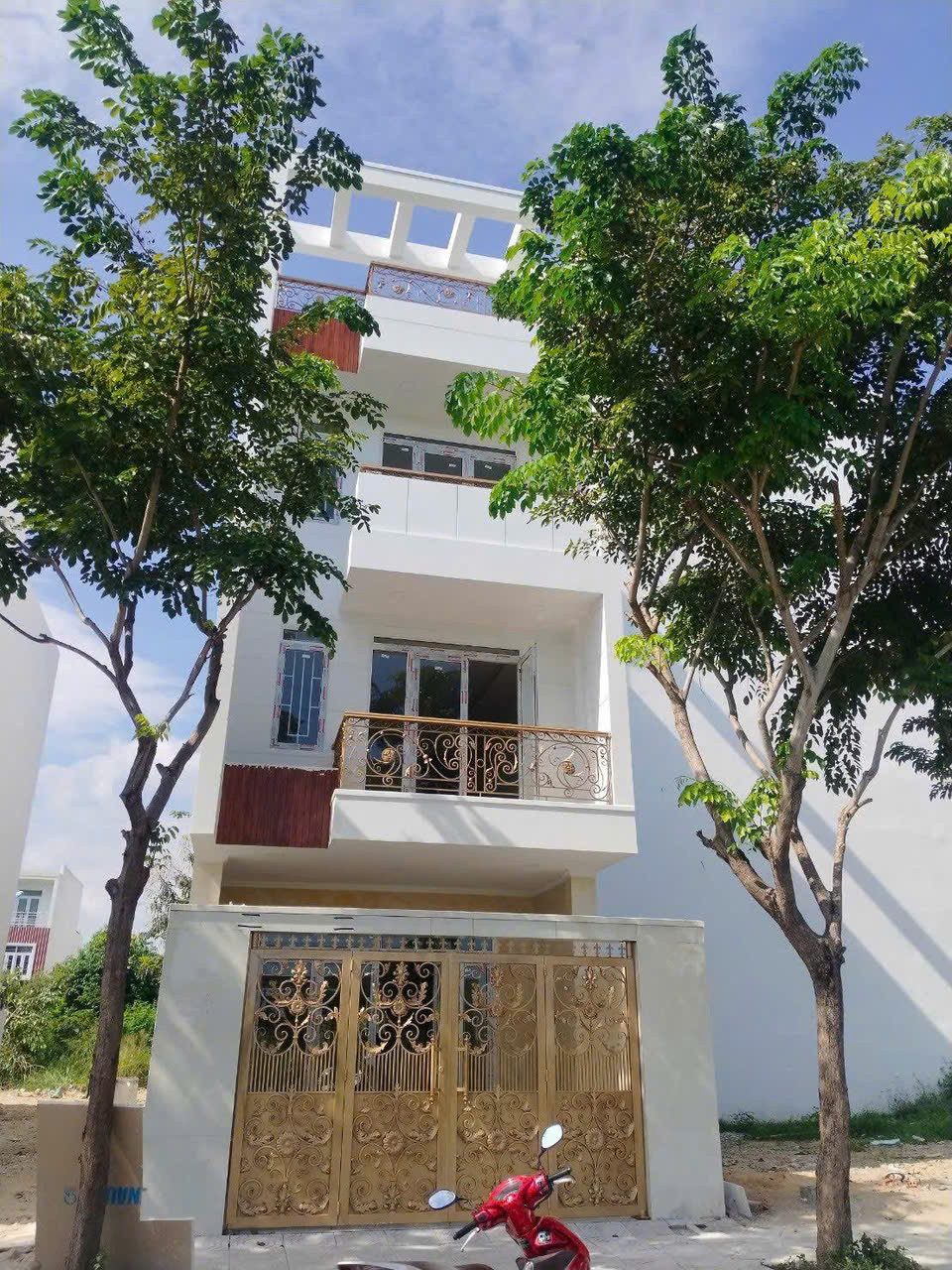 CHO THUÊ NHÀ NGUYÊN CĂN MỚI XÂY, CHƯA Ở. HƯỚNG ĐÔNG NAM MÁT MẺ. MẶT TIỀN ĐƯỜNG VÕ VĂN KIỆT