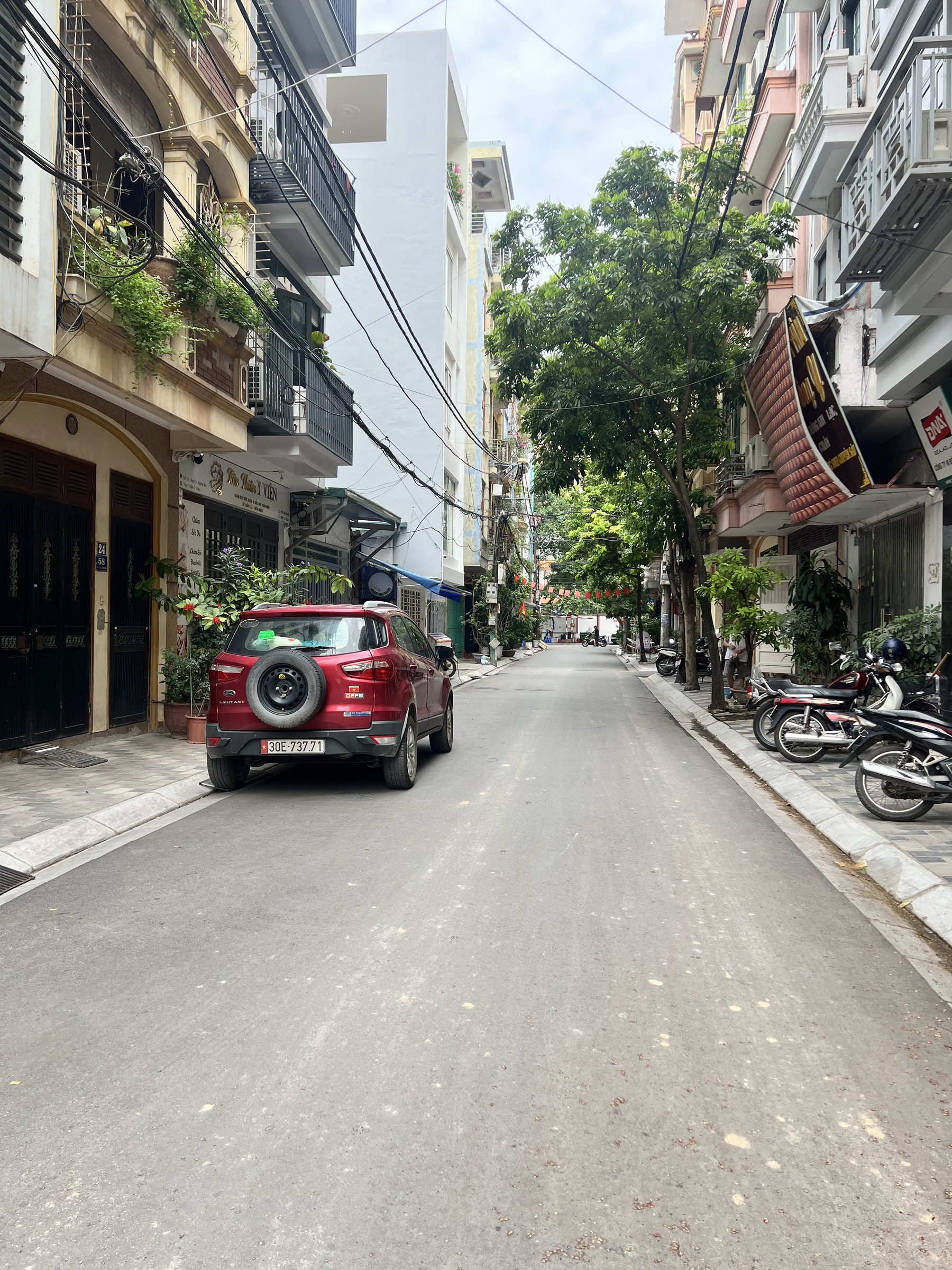 💥VÕNG THỊ DÂN XÂY CHẮC CHẮN THOÁNG TRƯỚC SAU CÁC PHÒNG NHIỀU ÁNH SÁNG - GẦN HỒ TÂY  30 MÉT RA Ô TÔ TRÁNH - NHỈNH 15 TỶ - DT 70 M - GIÁ ĐẦU TƯ - CÓ Ô GHỜ THANG MÁY - VỊ TRÍ KHÔNG QUY HOẠCH 

- NGÕ RỘNG BA GÁC TRÁNH - PHÙ HỢP ĐỂ Ở HOẶC CẢI TẠO TOÀ NHÀ DÒN
