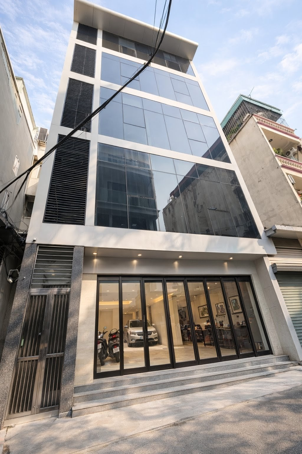 Bán nhà đẹp mặt phố Vũ Hữu! Tòa thương mại & căn hộ dịch vụ – 60/92m2 6 tầng chỉ 18 tỷ – Giữ tài sản an toàn, lợi nhuận bền vững