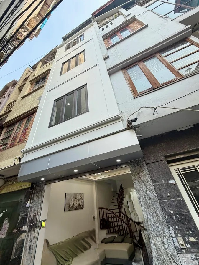 Bán Nhà Vũ Tông Phan - Thanh Xuân, 40m2 x 5 Tầng, Ngõ Thông, Ô tô Nhỏ, KD, 6PN, 11,8 Tỷ