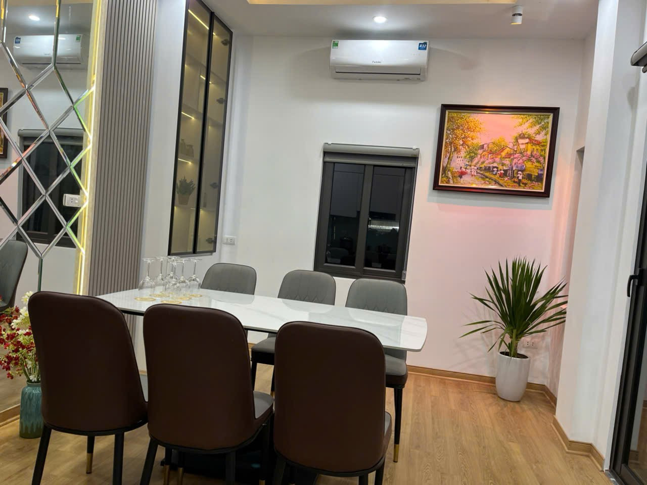 Cho Thuê Nhà Ngõ 183 Vũ Tông Phan -- Thanh Xuân 51M² 3 Tầng 3 Ngủ - Nội Thất CB - Giá Thuê 14tr