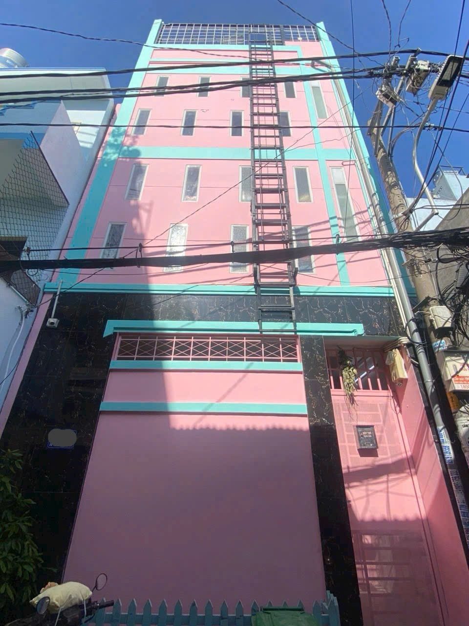 Bán gấp căn hộ miniDuplex, 28 slot, dòng tiền 830tr. 86,7m2. Ngay đường Vũ Tùng, chợ Bà Chiểu, 12,5 tỷ TL
