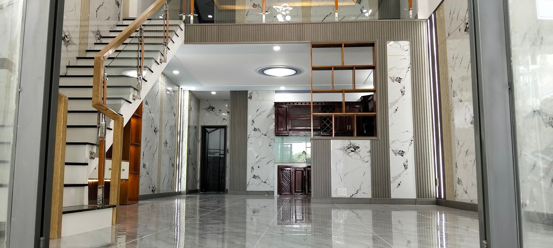 NHÀ MỚI 100% MẶT TIỀN VŨNG VIỆT – DĨ AN 🏡
