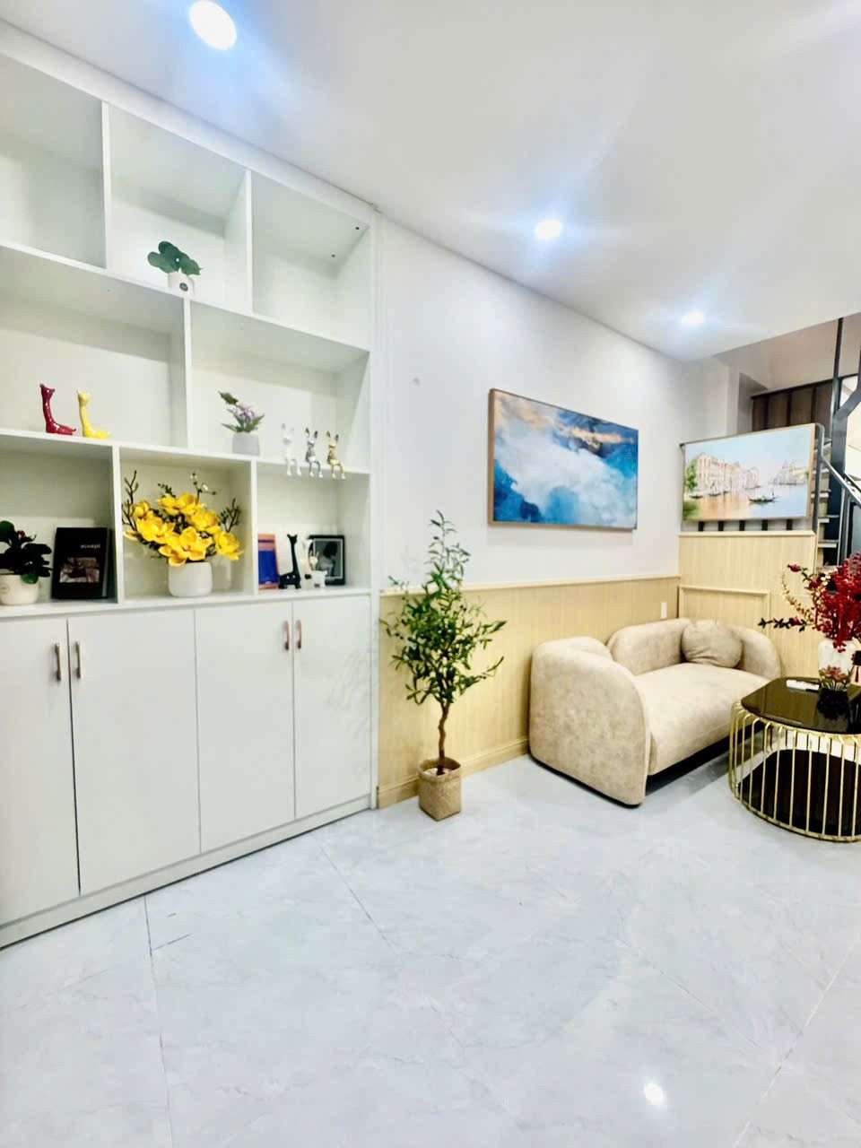 KHU VIP! Bán nhà 3 tầng KHU VIP Bàn Cờ Nguyễn Thượng Hiền P4 Q3 - 4PN - SHR - Chỉ 4.995 tỷ