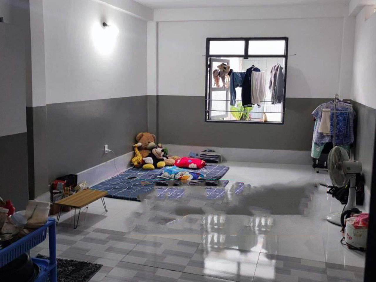 Nhà trọ 4 tầng Vườn Lài Q12, 111m2, 9.3x12m