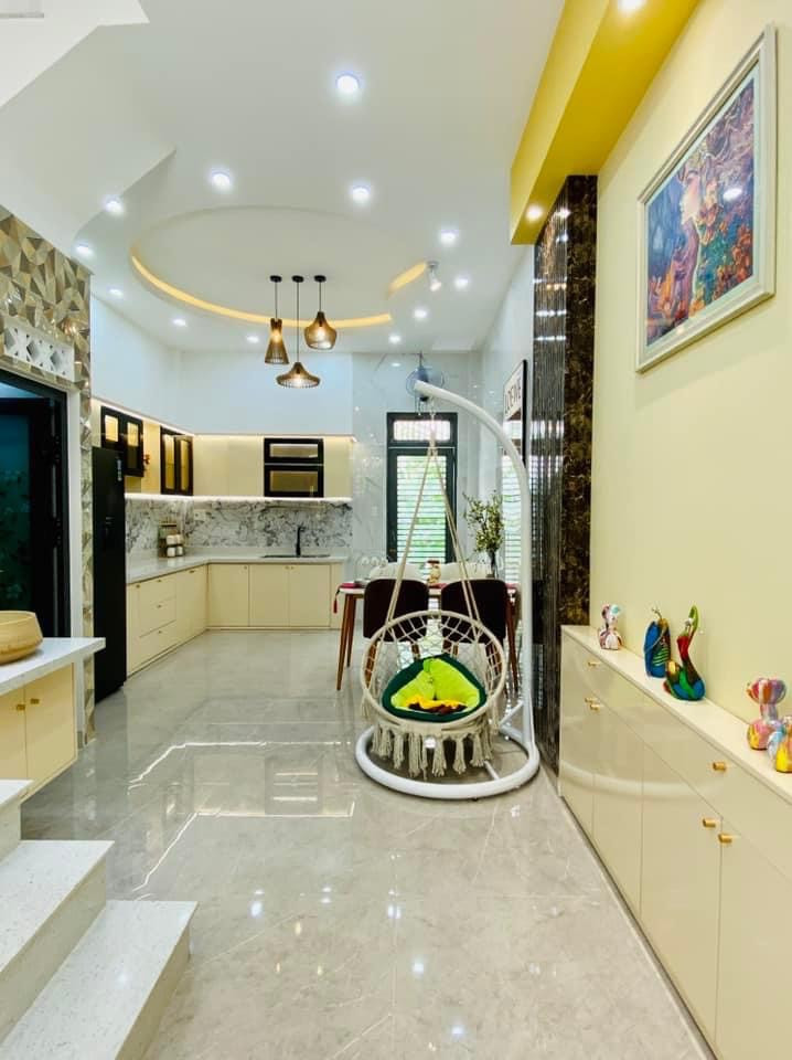 Bán nhà có HĐ thuê 8tr/tháng DT 50.7m2, giá 1 tỷ 780 triệu Vườn Lài, An Phú Đông, Quận 12, sổ riêng