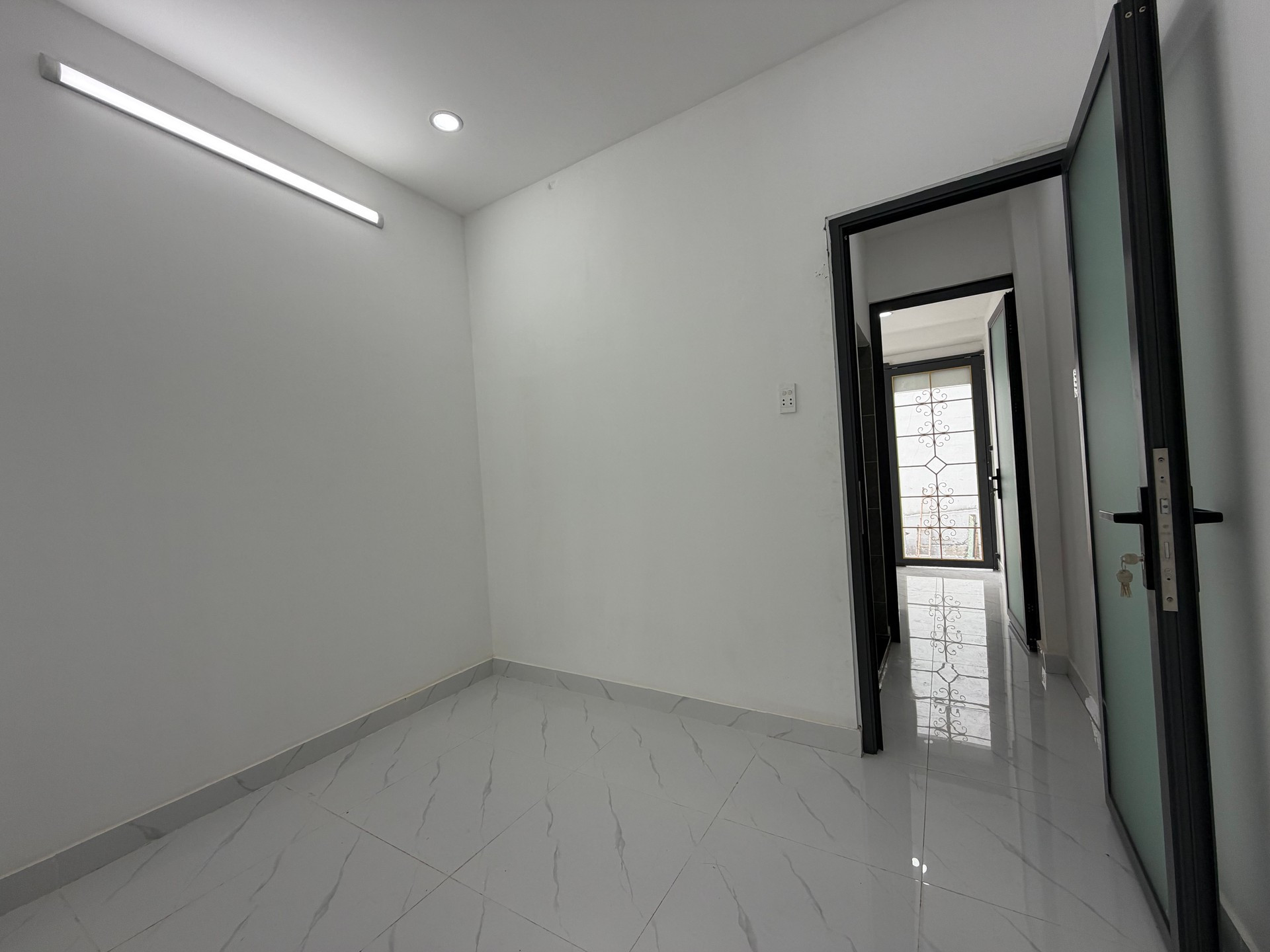 CHỈ HƠN 3 TỶ – NHÀ RIÊNG NGAY CHỢ TÂN HƯƠNG, TÂN PHÚ