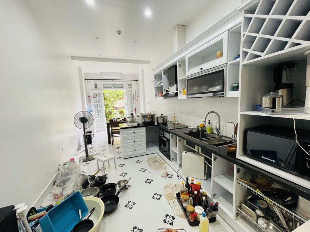 Bán nhà Xã Đàn – Đống Đa 37m² 5 tầng Thang máy Kinh doanh tốt Gần hồ 11,7 tỷ