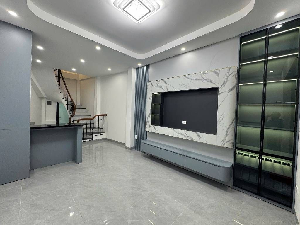 Bán Nhà Xã Đàn 35m, 5 Tầng, 8,95Tỷ, Nhà Mới Ở Ngay Trước Tết.