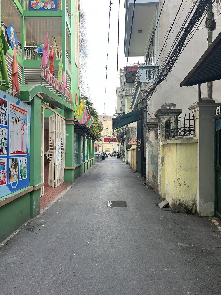 BÁN NHÀ ĐƯỜNG XA LA. HÀ ĐÔNG. 160M2 - 3 TẦNG. MT 11.5M. LÔ GÓC.