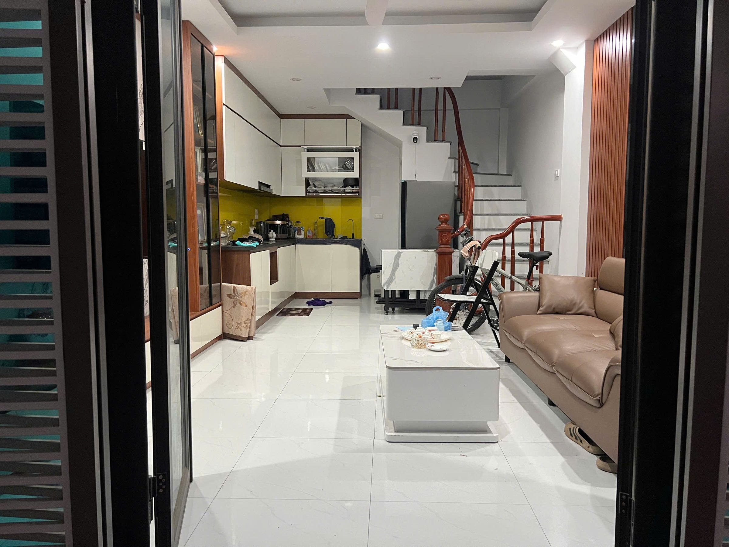 Cho Thuê Nhà Khu Xa La - Hà Đông 35M² 4 Tầng 3 Ngủ - Full Đồ - Khu vực An Sinh Tốt -Giá Thuê 10tr