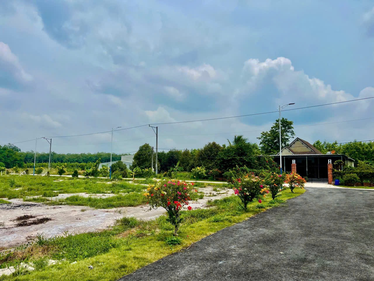 🏡 ĐẤT NỀN CHƠN THÀNH GIÁ TỐT
Chỉ từ 570 triệu, anh/chị đã có thể sở hữu nền đất tại Chơn Thành – Bình Phước.
