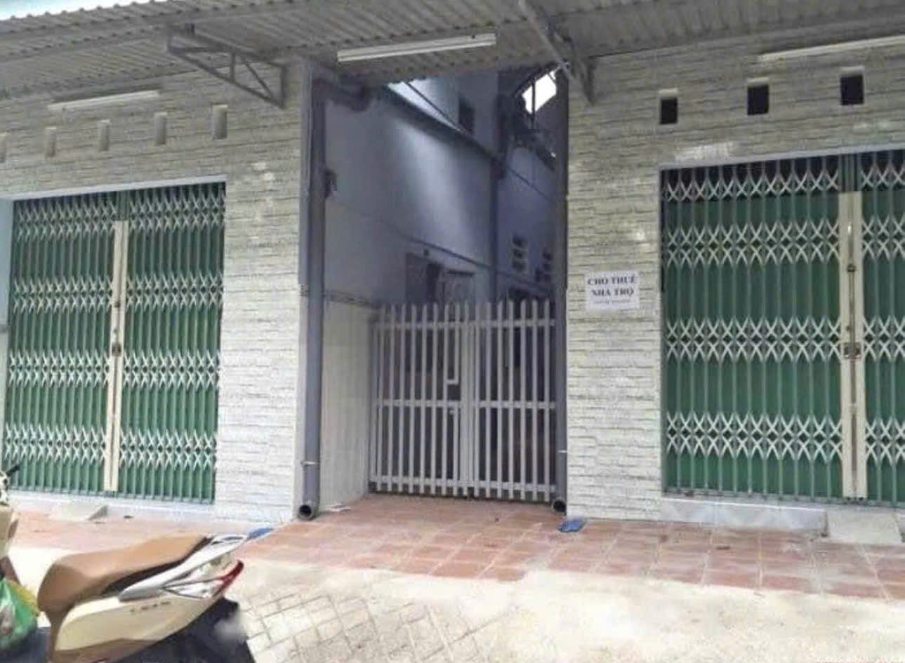 CHỦ CẦN BÁN GẤP DÃY TRỌ NGAY TẠI BECAMEX CHƠN THÀNH GIÁ CHỈ 885 TRIỆU –  THU NHẬP NGAY 18 TRIỆU MỖI THÁNG - SHR