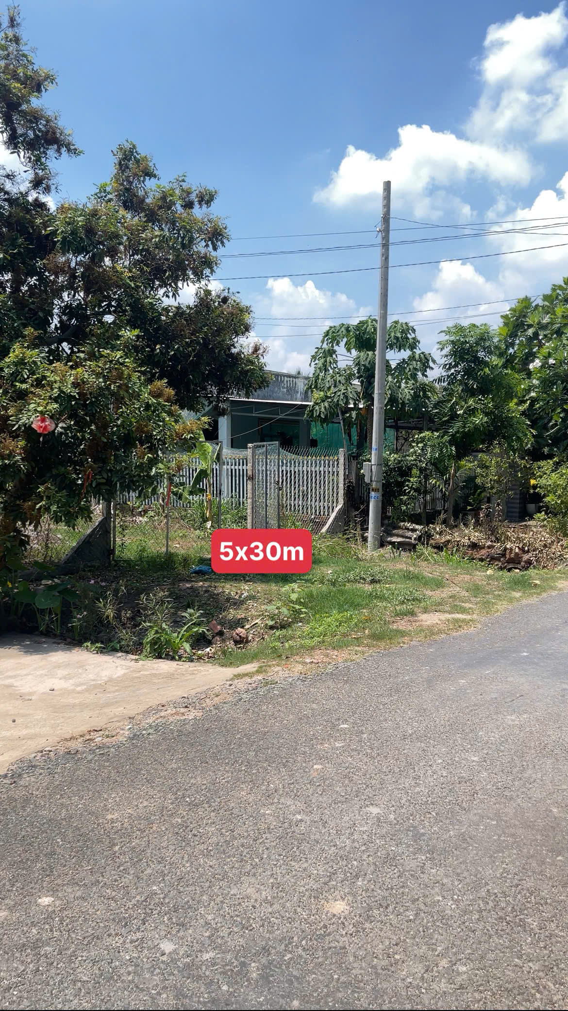 Bán đất 150m2 gần Ngã tư Chơn Thành, mặt tiền đường nhựa 5m.