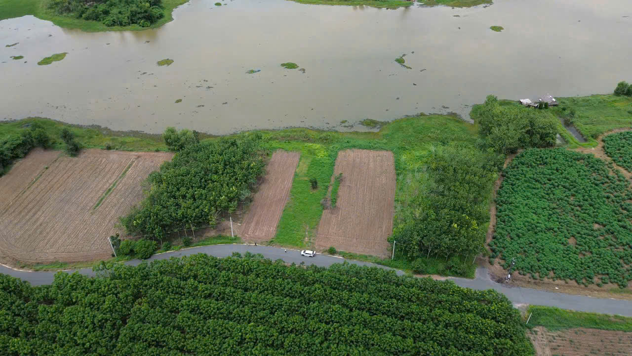 1000m2 Đất view hồ sinh thái Tx Chơn Thành