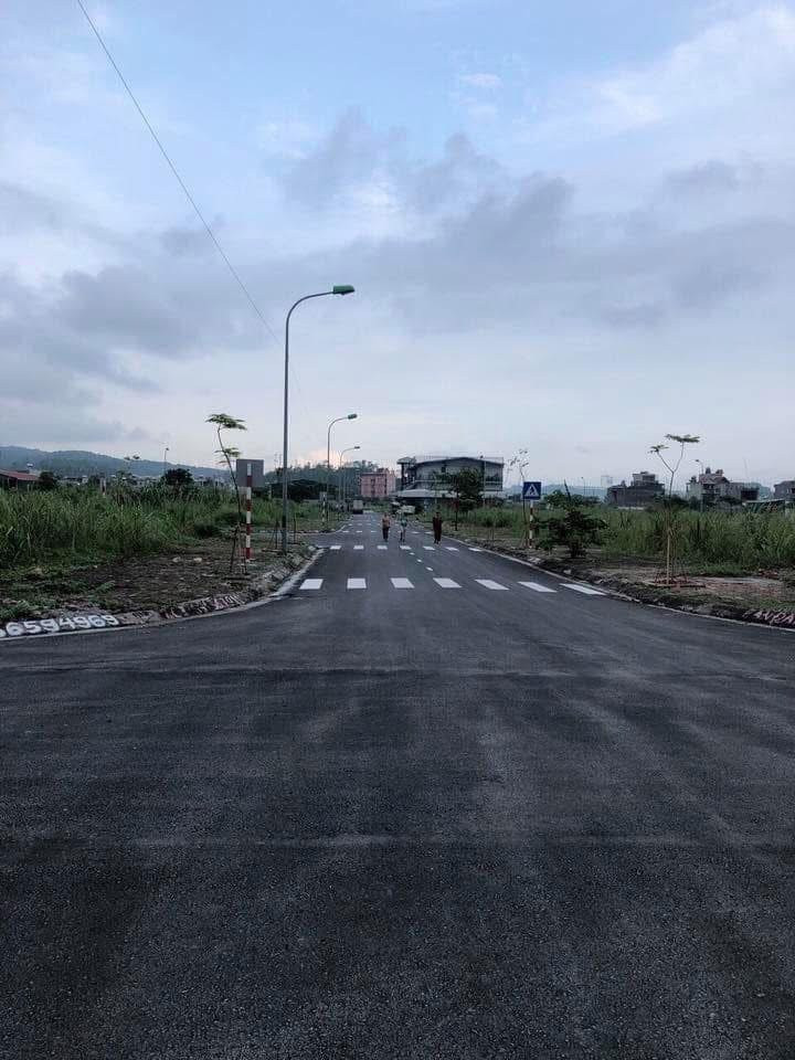 Bán lô đất biệt thự cao xanh hà khánh B