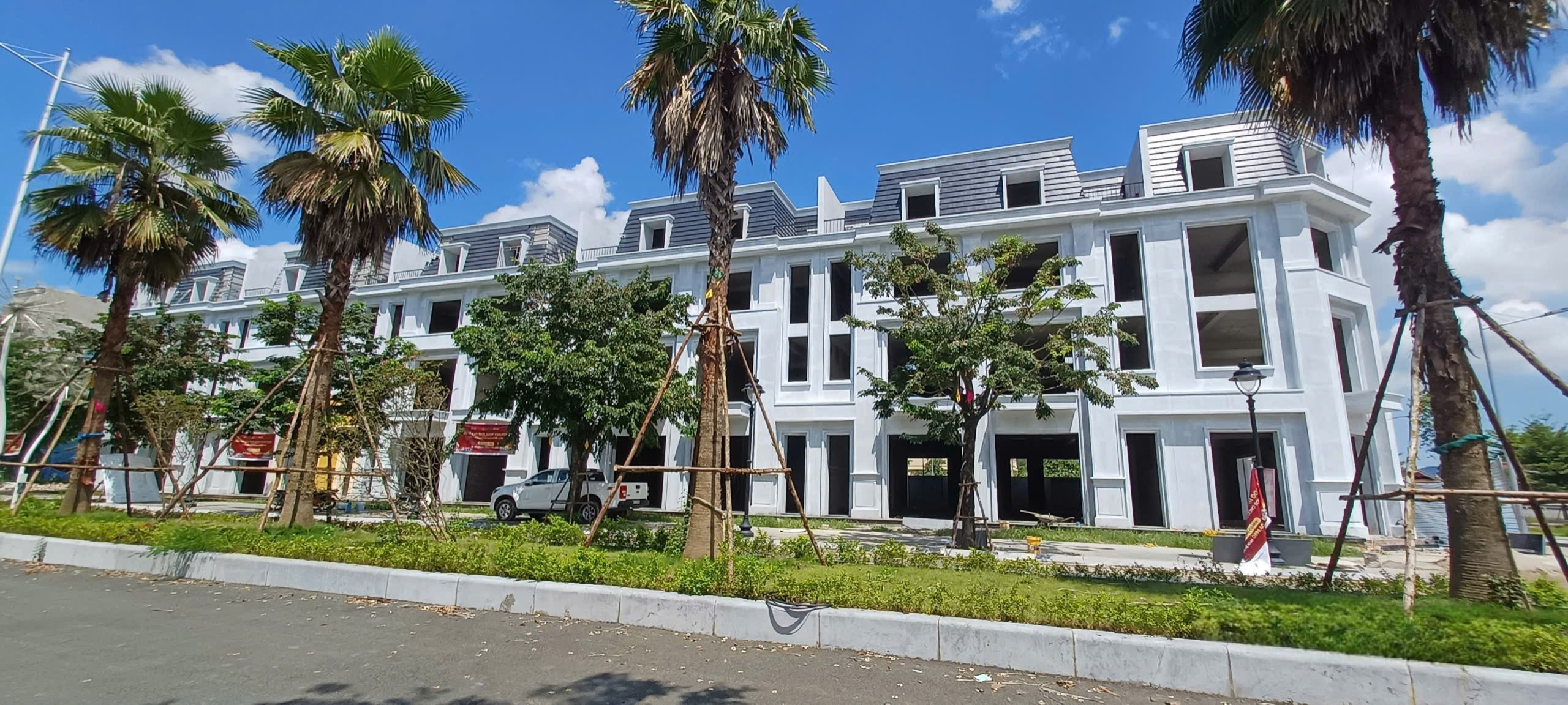 Cực sốc! Liền kề centreville Lương Sơn vị trí đẹp, rẻ nhất dự án
