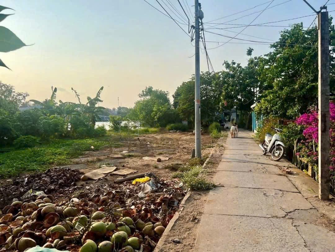 Bán đất 92.8m² gần đường 8 tháng 3 phường Thanh Đức, tỉnh Vĩnh Long