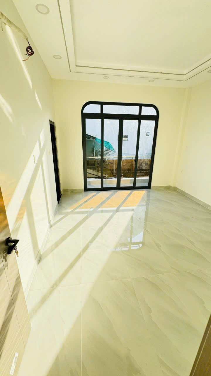 BÁN NHÀ ĐẸP 2 TẦNG – KHU XÓM ĐẠO, QUẬN 4 CHỈ 5 tỷ 950tr