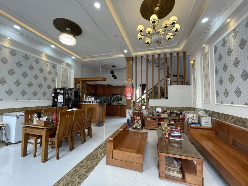 Giảm giá sập sàn nhà hẻm ô tô 159 Xóm Chiếu , diện tích 78,75m2. Giá 3 tỷ 300tr, đang cho thuê 27tr/tháng, sổ hồng riêng
